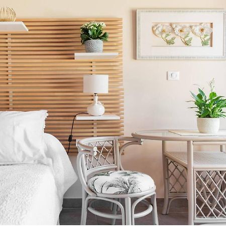 Chambre Et Table D'Hotes Villa Pomponette Nans-les-Pins Dış mekan fotoğraf