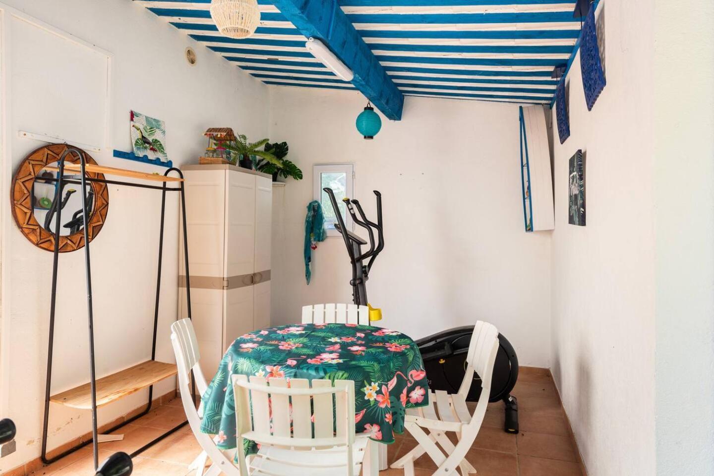 Chambre Et Table D'Hotes Villa Pomponette Nans-les-Pins Dış mekan fotoğraf