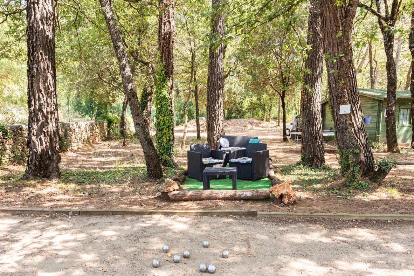 Chambre Et Table D'Hotes Villa Pomponette Nans-les-Pins Dış mekan fotoğraf