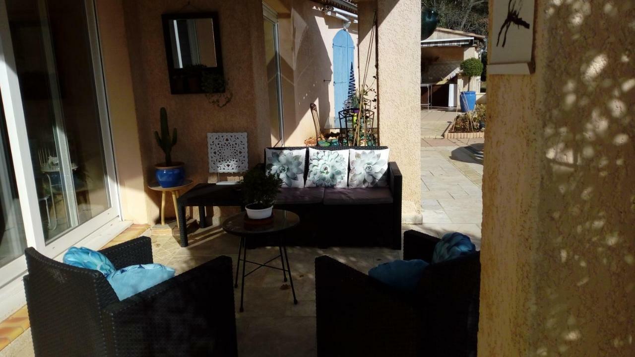 Chambre Et Table D'Hotes Villa Pomponette Nans-les-Pins Dış mekan fotoğraf